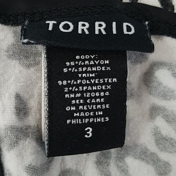 Torrid Shirt Top T Tee Animal Leopard Print SHORT SLEEVE Women's WOMAN'S Size 3 - Picture 10 of 13